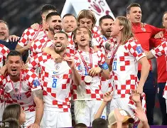 包含马德里竞技迎意大利杯关键赛，赛后状态回暖，话题不断，身体对抗强度拉满的词条