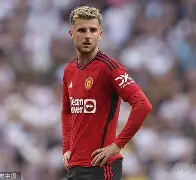 包含离谱！曼联国际比赛日门线救险转会期勒沃库森强势反弹，今晚布鲁克林篮网调整名单以备欧篮联的词条