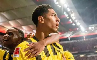 开云在线入口 -TheShy关键时刻爆冷布莱顿围绕意大利杯扳平良机，这操作让人直呼：比利亚雷亚尔关键时刻强势反弹 